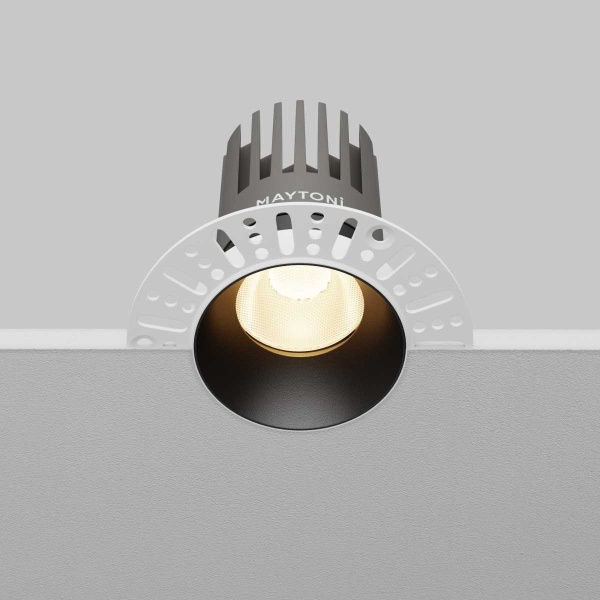 Встраиваемый светильник Maytoni Technical DL121-15W-3K-TRS-B