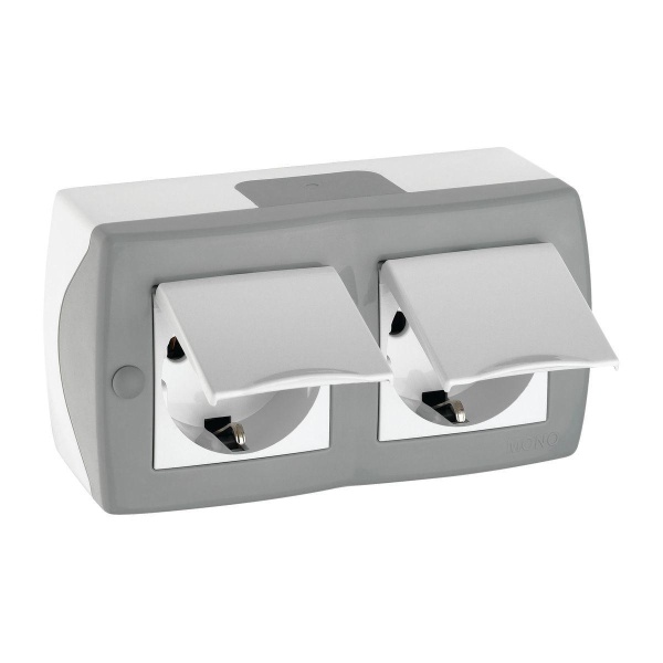 Розетка 2К+З двойная Mono Electric Octans IP20 16A 250V с крышкой винтовое подключение бело-серый 104-020001-184 Розетка 2К+З двойная Mono Electric Octans IP20 16A 250V с крышкой винтовое подключение бело-серый 104-020001-184