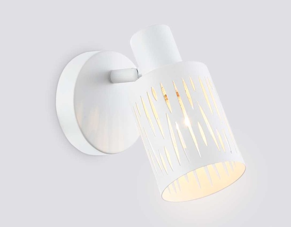 Настенно-потолочный спот Ambrella light TRADITIONAL TR8663